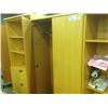 Image 2 : MAPLE WARDROBE