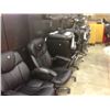 Image 2 : LOT OF APPROX. 20 LEATHER TILTER CHAIRS *DAMAGED*