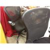 Image 2 : LOT OF LOT OF 6 MESH BACK TASK CHAIRS