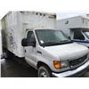 Image 2 : 2006 FORD E-450 CARGO VAN, WHITE, VIN #1FDXE45PX6HA00395