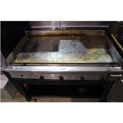 QUEST STAINLESS STEEL 4' X 2' GRIDDLE