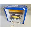Image 1 : Ertl 1/32 New Holland CR970 Combine w/ Flex & Corn