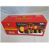 Image 2 : 2Ertl Versatile Big Roy Model 1080 Factory Version