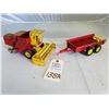 Image 1 : Vintage Ertl New Holland Combine & New Holland Man