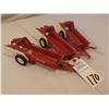 Image 2 : Tru-Scale Vintage IH Manure Spreader