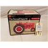 Image 1 : Precision Series Farmall Super M-NIB