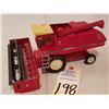 Image 2 : Vintage International Axial Flow Combine