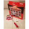 Image 2 : Indoor Outdoor Case IH Light Set & Case IH Steak S