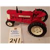 Image 1 : Ertl Case IH Farmall 350