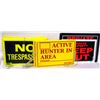 Image 1 : BOX LOT REFLECTIVE TAPE AND SIGNS