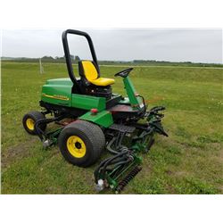 John Deere Commercial 3215B Precision Cut Reel Mow