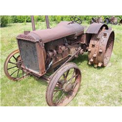 Allis Chalmers Model 2035 Tractor