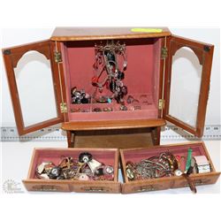 LARGE DELUXE JEWELLERY BOX & CONTENTS