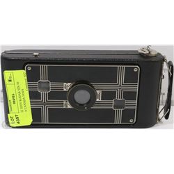 VINTAGE JIFFY KODAK SIX-16 CAMERA CANADA 1930'S
