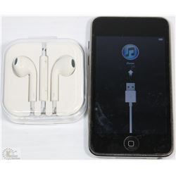 8GB IPOD TOUCH W/EARBUD HEADPHONES