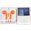 Image 1 : 4GB IPOD W/EARBUD HEADPHONES