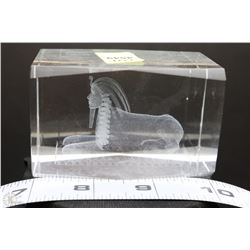 3D LASER ETCHED CRYSTAL CUBE