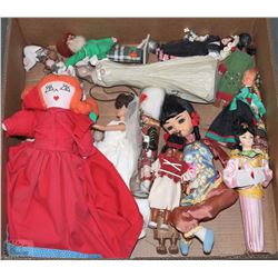 FLAT OF ESTATE COLLECTABLE DOLLS & ANGEL ORNAMENT