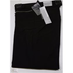 NEW MODERNE SUZY STRAIGHT LEG PANTS  SIZE 7