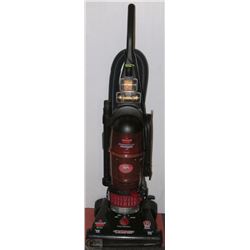 BISSEL BAGLESS VACUUM
