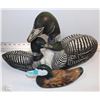 Image 1 : TWO CLOTH LOONS WITH A HAND CARVED DUCK