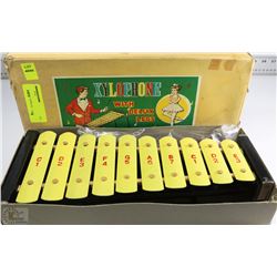 XYLOPHONE WITH DELUX LEGS