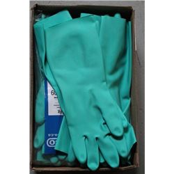 BOX OF LARGE UNLINED NITRILE GREEN RUBBER GLOVES