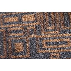 #21 CARPET ROLL END 60' X 12 FT