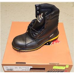 PAIR OF SIZE 7 PREDATOR BOOTS