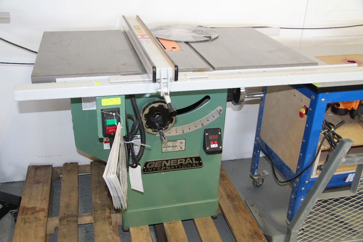 GENERAL INTERNATIONAL 50220M1 TABLE SAW