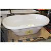 Image 1 : HIGH TECH AO7242-0 OVAL TUB