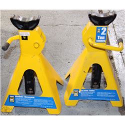 PAIR OF 2TON JACK STANDS