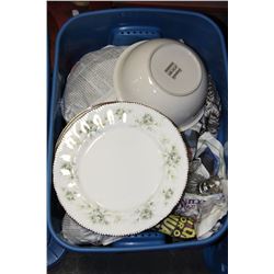 #2)TOTE WITH ESTATE MIKASA PLUM DISHES ,PARAGON