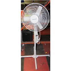 HONEYWELL FLOOR FAN