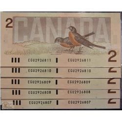 1986 2 DOLLAR BANKNOTES WITH CONSECUTIVE SERIAL