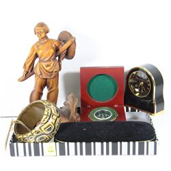 ESTATE DESK  ORNAMENT COLLECTION INCL