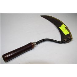 VINTAGE HAND SCYTHE