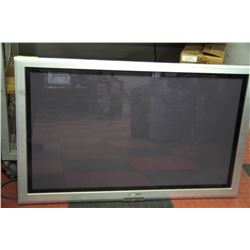 HYUNDAI LCD TV NO CORD UNTESTED AS IS