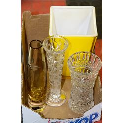 FLAT WITH 2 CRYSTAL CUT VASES AND YELLOW DECOR