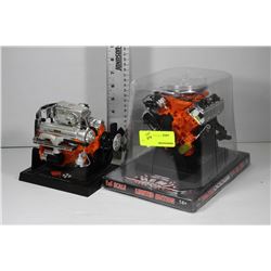 PAIR OF ENGINE MODELS HEMI AND CORVETTE