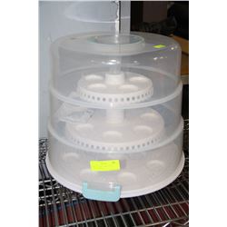 NEW CUP CAKE CADDY WITH COVER /MANUAL