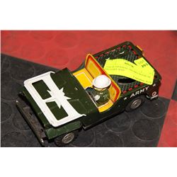 1948-49 JAPANESE TIN MECHANICAL MILITARY JEEP