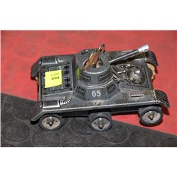 LATE 1940'S TO EARLY 1950'S MECHANICAL TIN GAMA