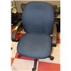 Image 1 : HYDRAULIC LIFT OFFICE CHAIR