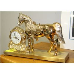 VINTAGE UNITED HORSE MANTLE CLOCK