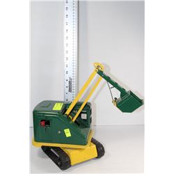 VINTAGE LOADER METAL TOY