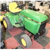 Image 2 : 17HP JOHN DEERE 317 LAWN TRACTOR WITH