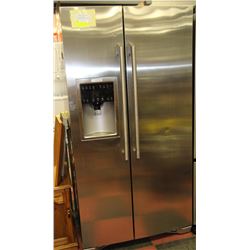ELECTROLUX 36" FRIDGE /FREEZER STAINLESS STEEL