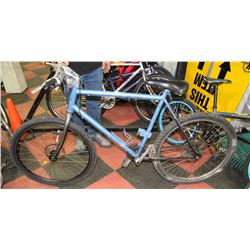 BLUE MENS MOUNTAIN BIKE BROKEN HANDLEBARS
