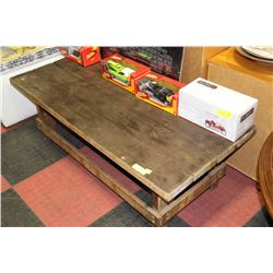 BROWN WOOD GARDEN BENCH